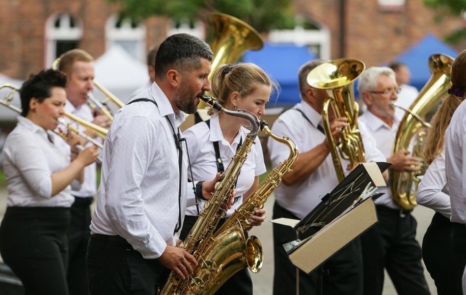 "Odpust u Babci Anny" na katowickim osiedlu Nikiszowiec /Jarek Praszkiewicz /PAP