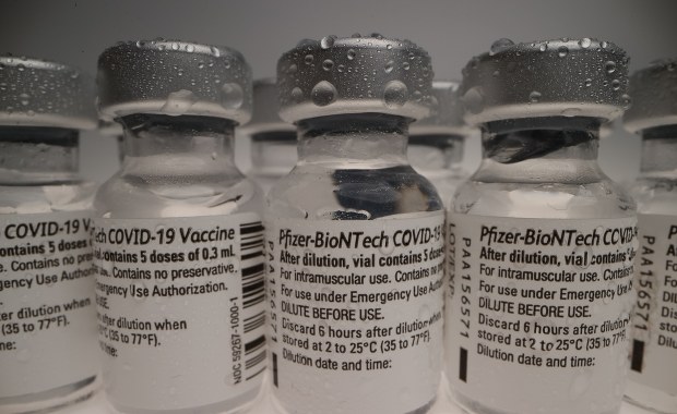 Odroczono rozprawę Pfizera przeciwko Polsce