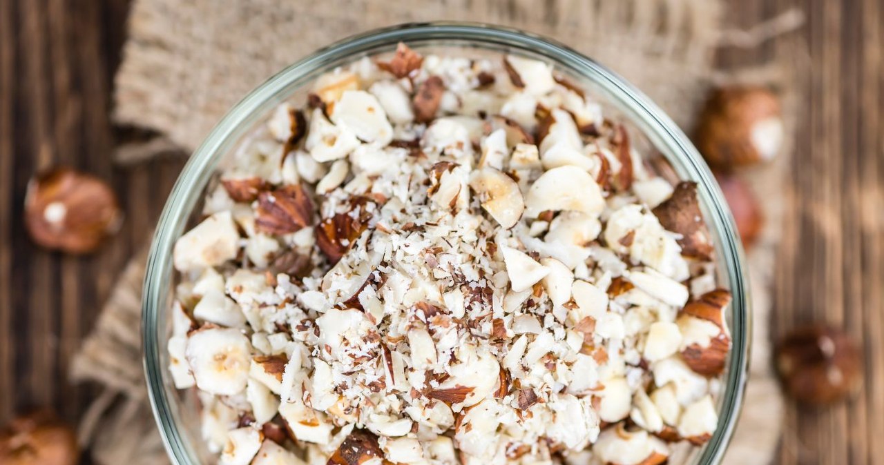 Odrzuć czipsy i czekoladki, kup i zacznij regularnie jeść. / Handmadepictures /Canva Pro