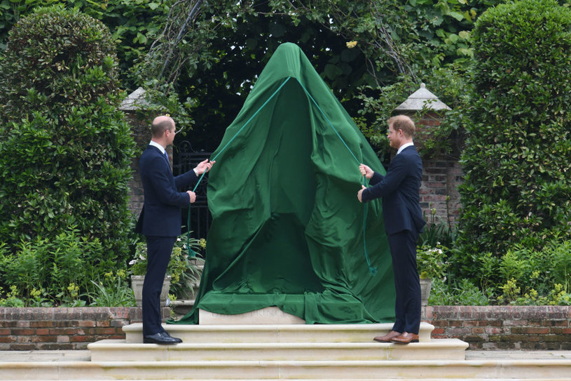 Odsłonięcie pomnika księżnej Diany /Dominic Lipinski   /Getty Images