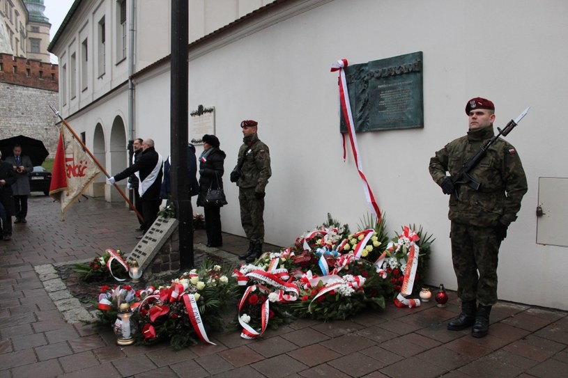Odsłonięcie tablicy pamięci ofiar tzw. Operacji Polskiej NKWD /IPN