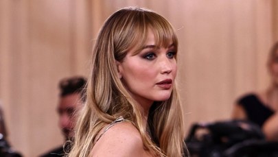 Odsłoniła niemal wszystko. Tak Jennifer Lawrence wystąpiła na Złotych Globach