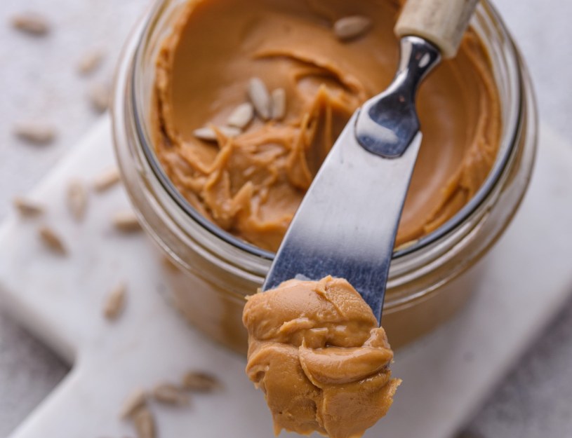 Odstaw masło i zrób zdrową pastę. Pomoże ci schudnąć i kontrolować cholesterol