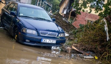 Odszkodowanie za zalany samochód. Jeden błąd i nie dostaniesz nic