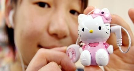 Odtwarzacze przybierają różne dziwne formy - na zdjęciu player Hello Kitty /AFP