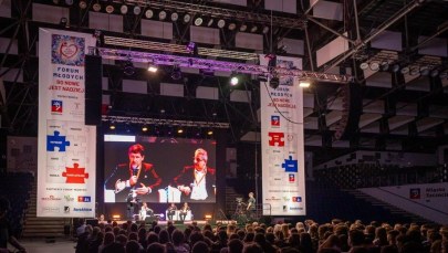 ​Odważne Decyzje, Wielkie Historie: Forum Młodych w Bydgoszczy [TRANSMISJA] 