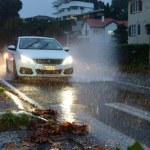 Odwołane loty, zamknięte szkoły, brak prądu. Burze paraliżują Nową Zelandię