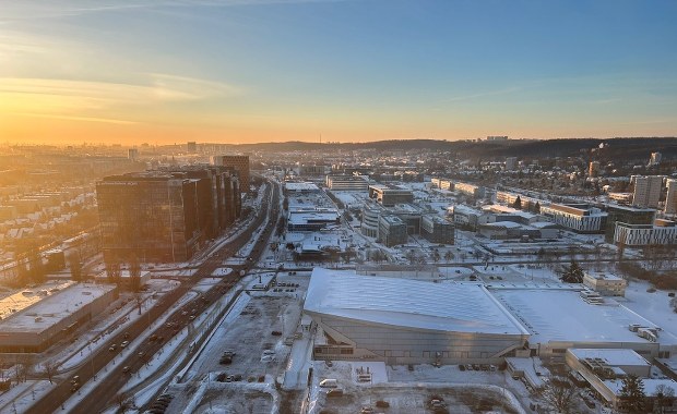 Odwołane pociągi, opóźnione tramwaje. Trójmiasto walczy z mrozem 