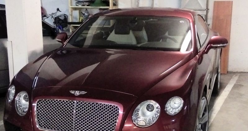 Odzyskany Bentley /Informacja prasowa