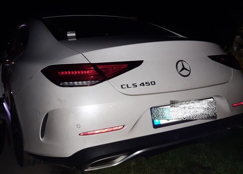 Odzyskany Mercedes CLS /Policja