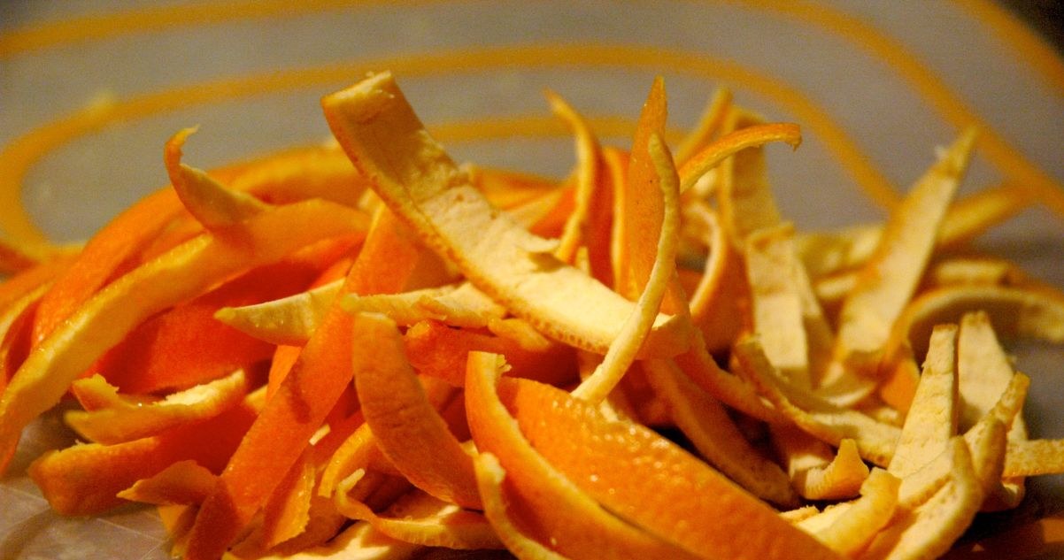 Odżywcze wartości skórki pomarańczy /© Photogenica