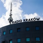 Off Radio Kraków zastąpiło dziennikarzy sztuczną inteligencją. Po licznych skargach rezygnują