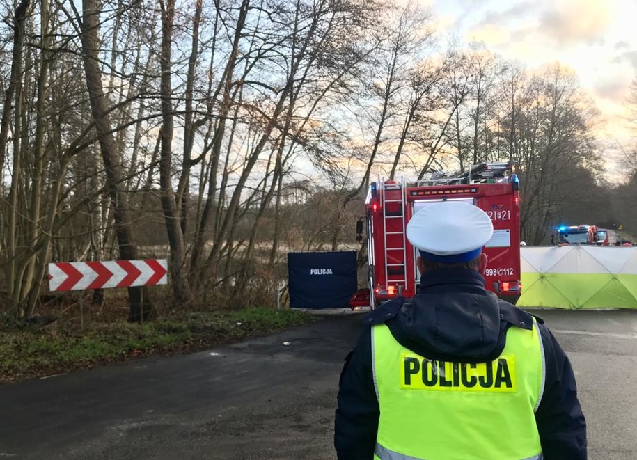 Ofiarami wypadku są młodzi ludzie – dwie kobiety i trzech mężczyzn /Lubuska policja /Policja