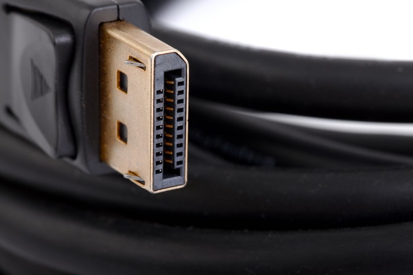 Oficjalne kable HDMI 2.1 dopiero pojawią się na rynku /123RF/PICSEL