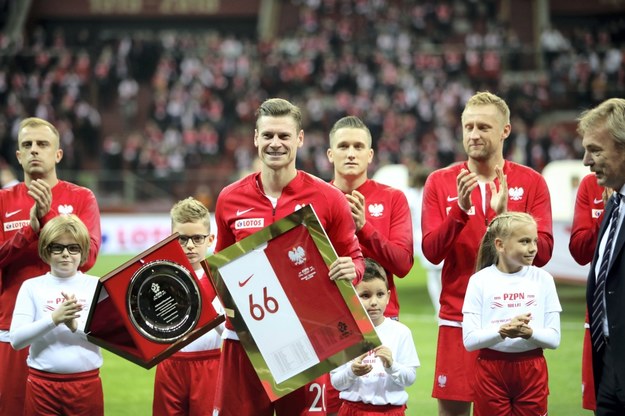 Oficjalne pożegnanie Łukasza Piszczka z reprezentacją Polski przed meczem ze Słowenią w eliminacjach Euro 2020 /Leszek Szymański /PAP