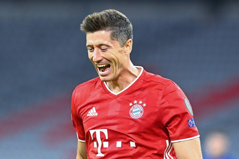 Oficjalnie! FC Barcelona ogłasza ws. kontraktu Lewandowskiego