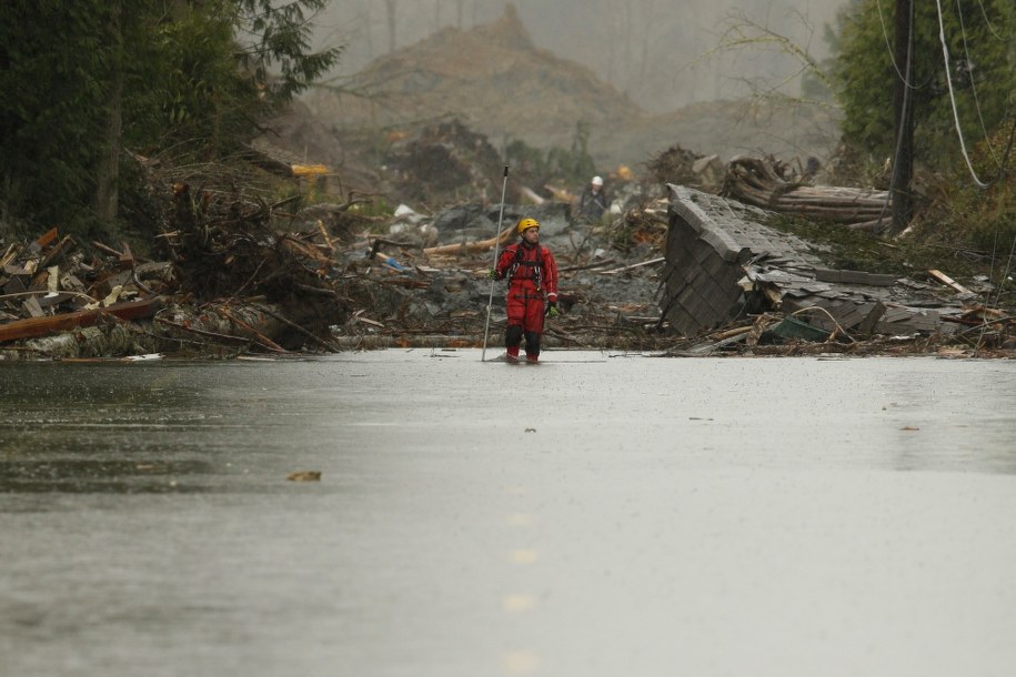 Oficjany bilans ofiar śmiertelnych wzrósł do 18 /Ted S. Warren / POOL /PAP/EPA