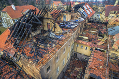 Ogień strawił uzdrowisko w Szczawnie-Zdroju. Zobacz ogrom zniszczeń 