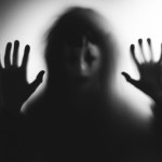 strach Oglądasz horrory nie tylko w Halloween? Twój mózg lubi to