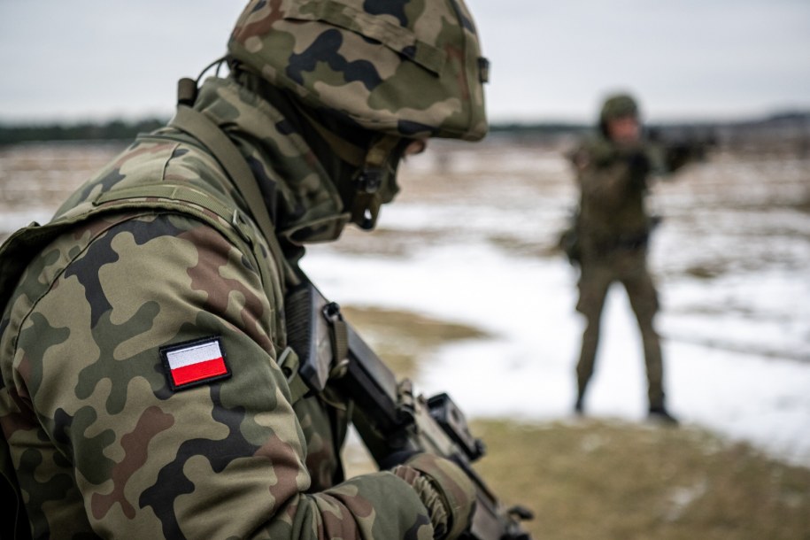 Ogólnopolska akcja "Trenuj z Wojskiem" na poligonie toruńskim, 28.01.2023 r. /Tytus Żmijewski /PAP