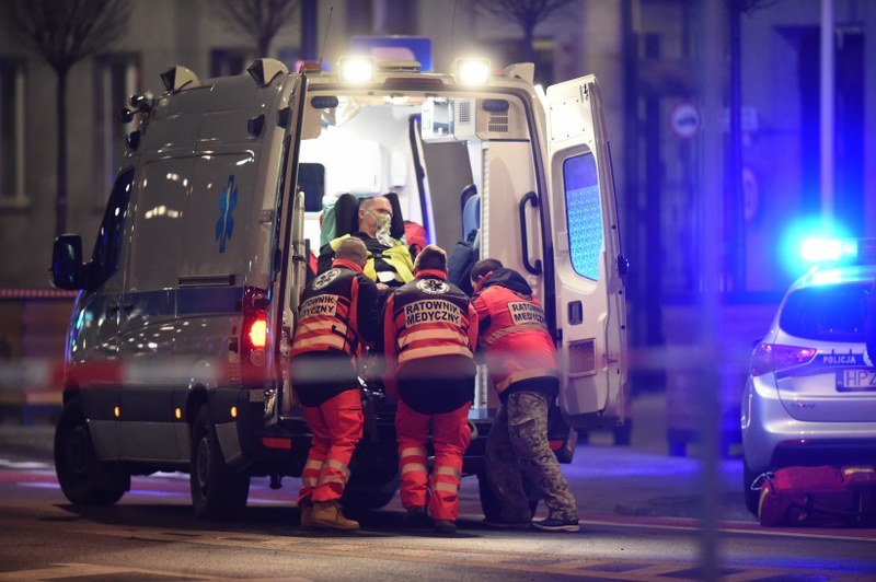 Ogólnopolskie ćwiczenia antyterrorystyczne w centrum Warszawy /Radek Pietruszka /PAP