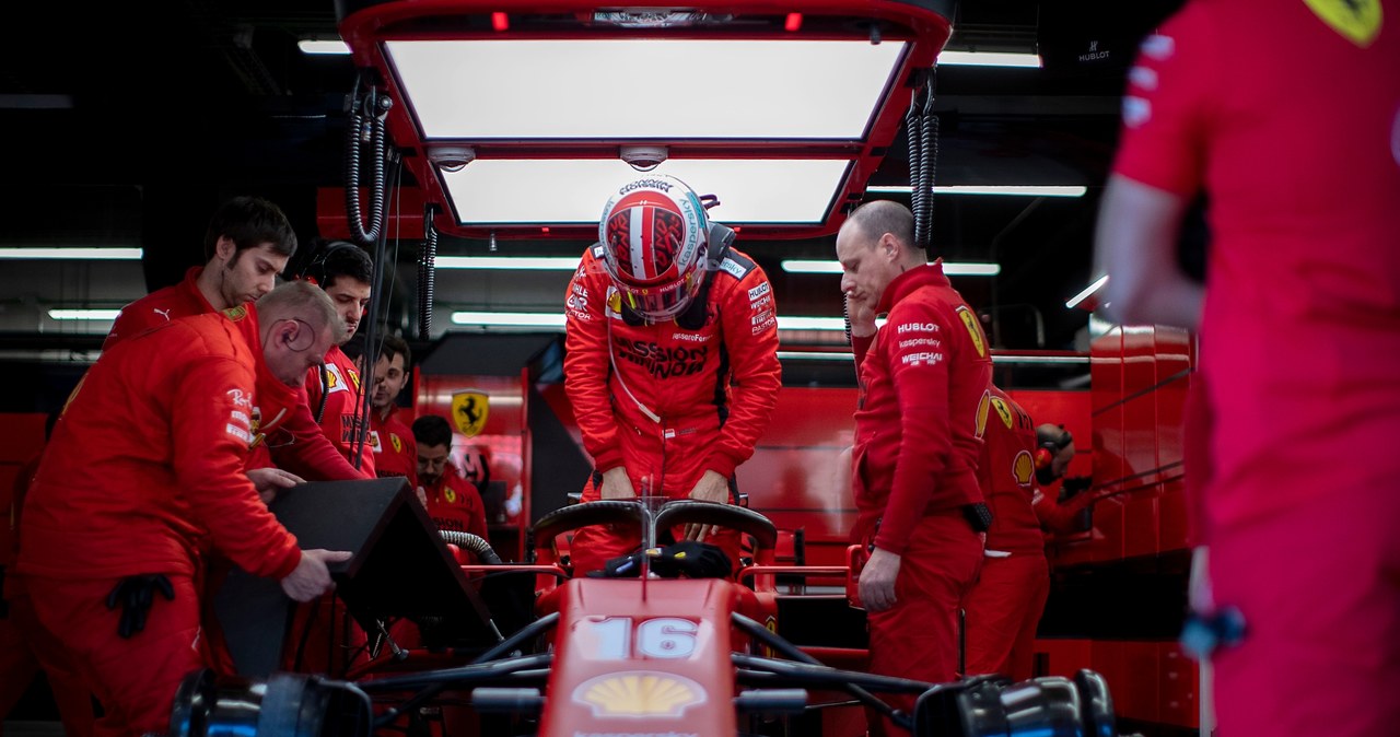 Ograniczeń wypadków bardzo nie chce Ferrari /Getty Images