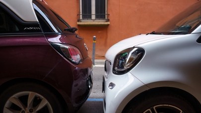 Ograniczenia dla diesli w turystycznym kraju. Sprawdź, gdzie nie wjedziesz