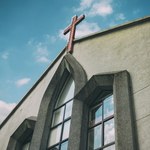 Ograniczenia w kościołach na Wielkanoc? Rząd rozważa dodatkowe obostrzenia