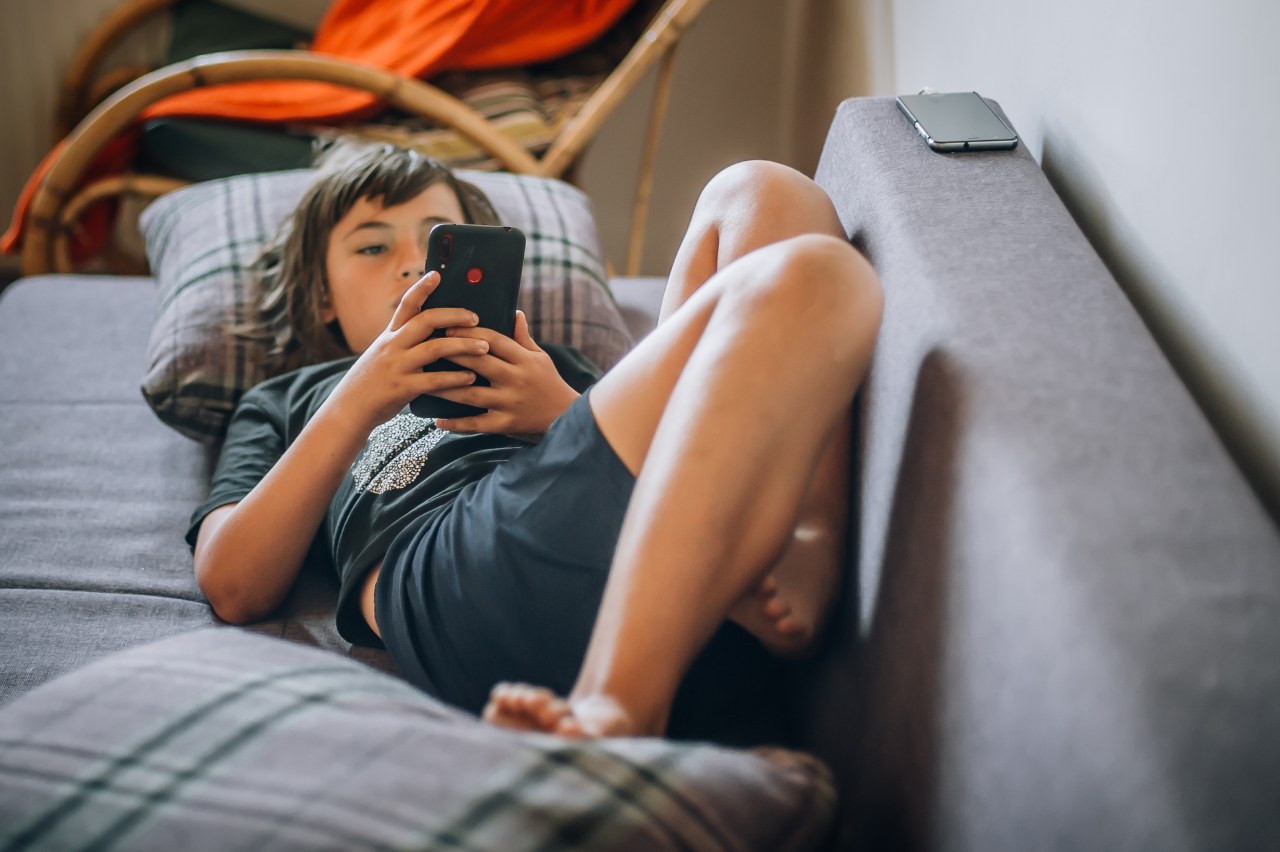 Ograniczenie dzieciom dostępu do social mediów? Oto, co sądzą Polacy