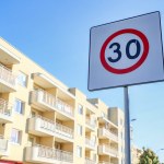 ograniczenie prędkości Ograniczenie prędkości do 30 km/h w terenie zabudowanym. Tak może być w Norwegii