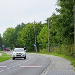 Ograniczenie prędkości na progu zwalniającym to pułapka dla kierowców