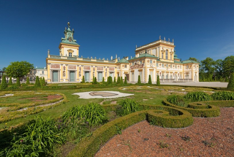 Ogród włoski na tarasie górnym Pałacu w Wilanowie /ARKADIUSZ ZIOLEK /East News