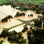 "Ogrom wody, ludzie na dachach". 25 lat temu rozpoczęła się Powódź Tysiąclecia