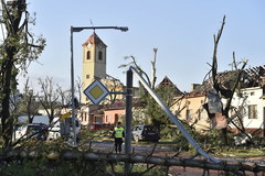 Ogrom zniszczeń po tornadzie w Czechach. Przerażające zdjęcia 