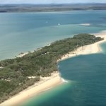 Ogromna dziura na australijskiej plaży