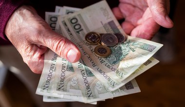 Ogromne koszty obsługi emerytur. Jest apel do seniorów