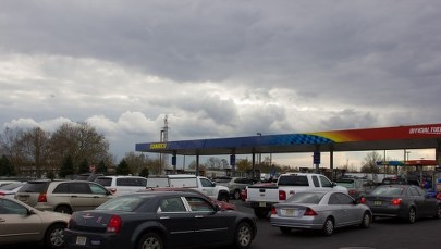 Ogromne zniszczenia i zamknięte stacje benzynowe w New Jersey po przejściu Sandy