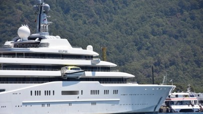 Ogromny apetyt na luksus. Ten jacht spala tysiące litrów diesla... na postoju