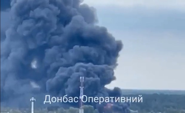 Ogromny pożar koło Moskwy. Płonie magazyn z nawozami 