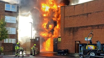Ogromny pożar w Londynie. 100 strażaków w akcji, apel do mieszkańców