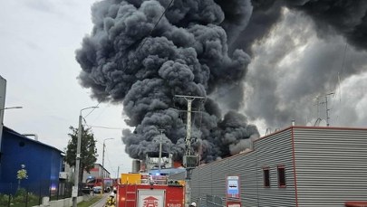 Ogromny pożar w Mińsku Mazowieckim opanowany. Trwa akcja dogaszania ognia
