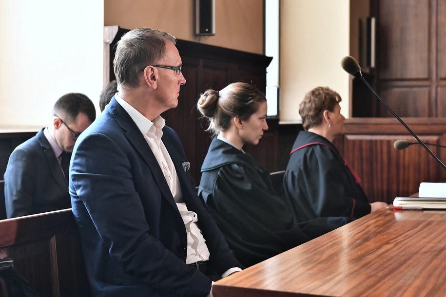 Ojciec Igora Stachowiaka - Maciej Stachowiak na sali Sądu Okręgowego we Wrocławiu / 	Maciej Kulczyński    /PAP