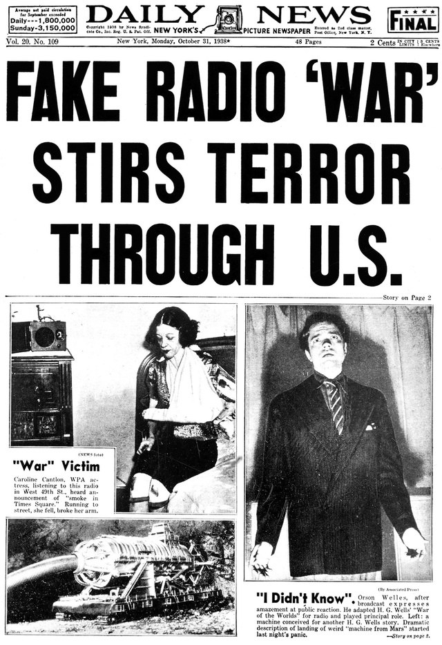 Okładka Daily News z 31 października 1938 roku o panice, którą wywołała audycja Wellesa  / Foto. Dallas Dispatch-Journal /domena publiczna