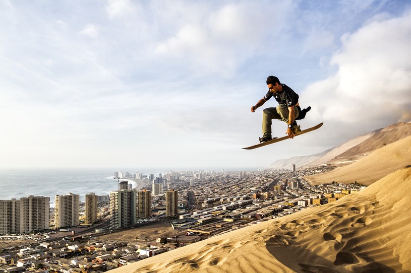 Okolice wydmy są znakomite do uprawiania sandboardingu /Ricardo Ribas/SOPA Images/LightRocket  /Getty Images