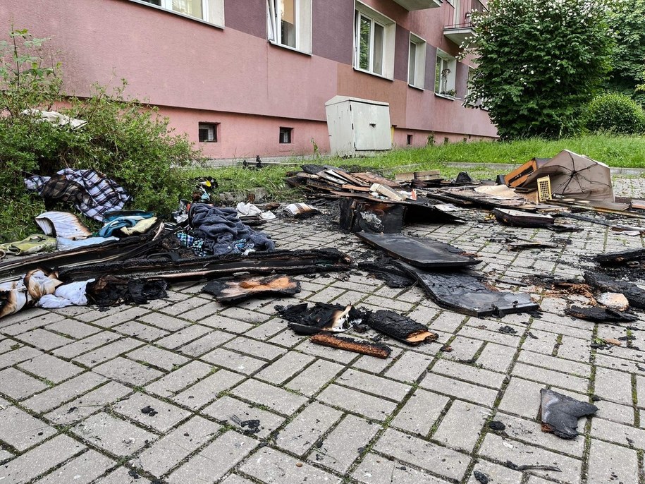 Okoliczności pożaru wyjaśnia policja /Policja /