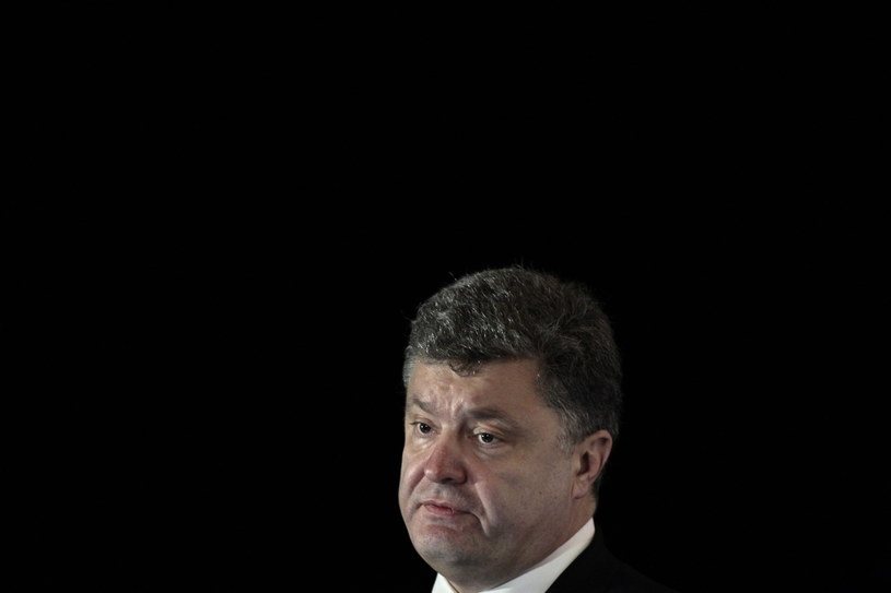 Około 140 polityków, celebrytów, miliarderów i sportowców korzystało z usług banków w rajach podatkowych /EPA/WALLACE WOON