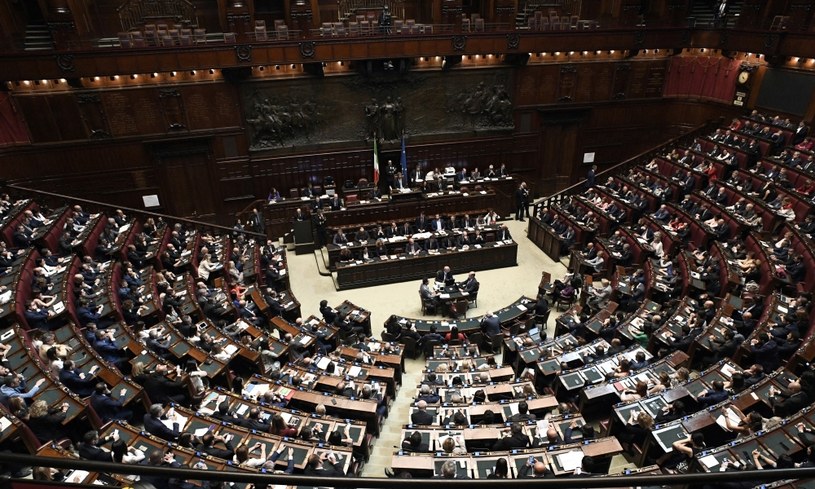 Około 700 byłych włoskich parlamentarzystów złożyło odwołania od decyzji o obniżeniu ich emerytur /AFP