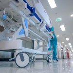 "Okradają pacjentów w biały dzień". Oburzenie po ujawnieniu listu resortu zdrowia