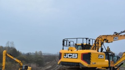 Okradał pracodawcę. Wypompował z koparki w sumie 1000 litrów paliwa    