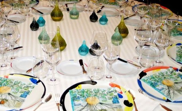 Okradali drogie restauracje i ich klientów. Wpadli dzięki monitoringowi